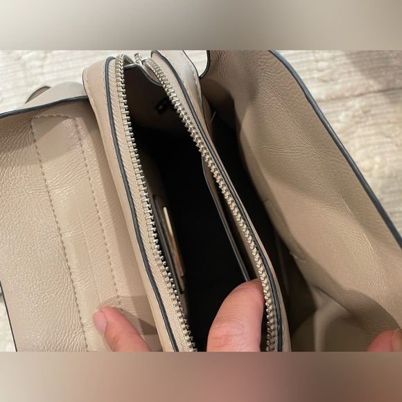 Neutral beige backpack with many pockets - Picture 3 of 4